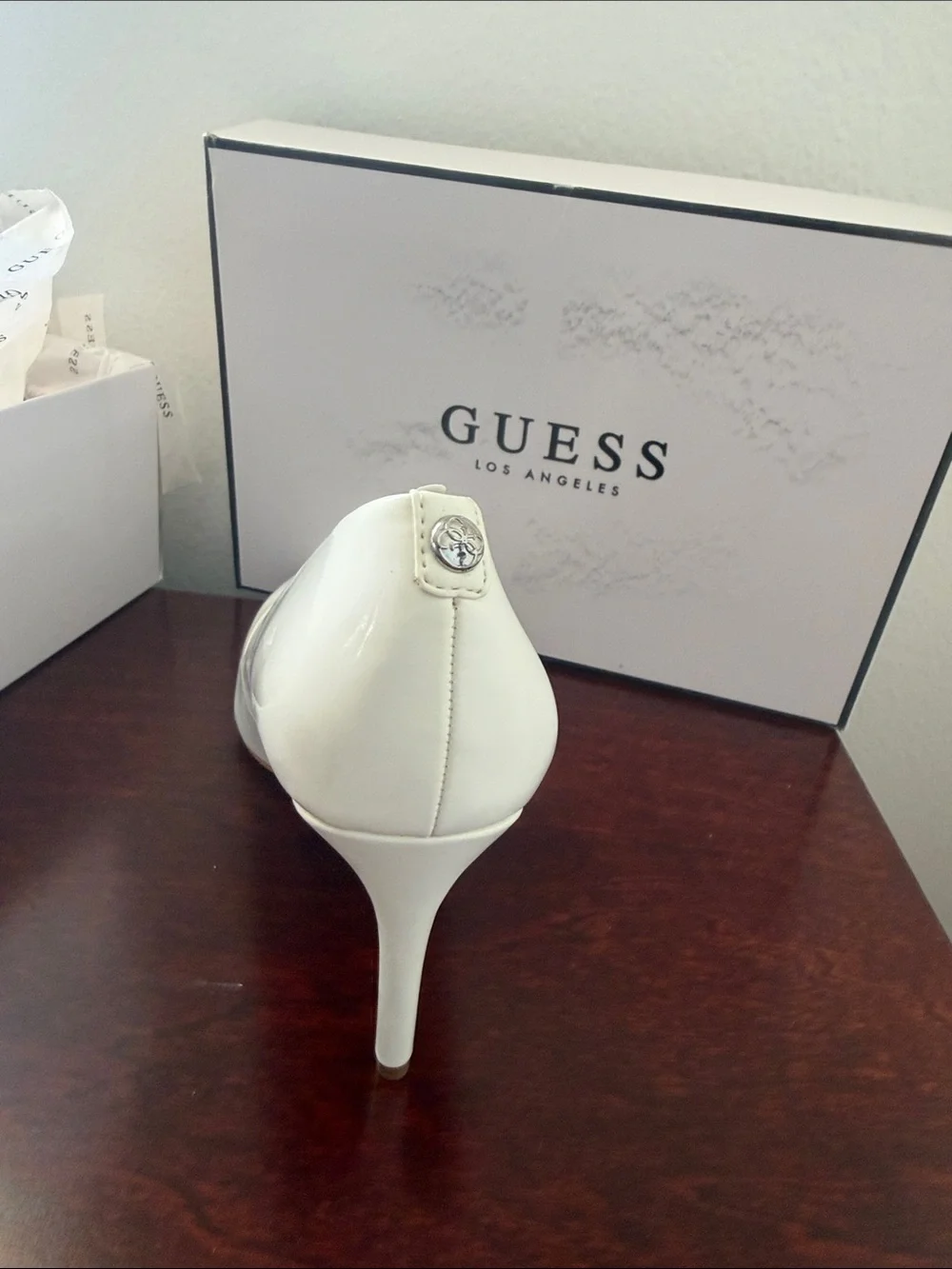 Guess White Pointed-Toe High Heel Pump